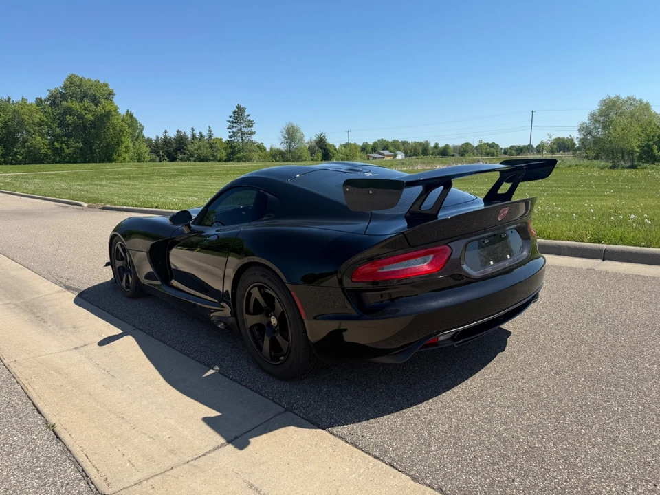 2016 Dodge Viper 5th Gen - Image 5 of 17