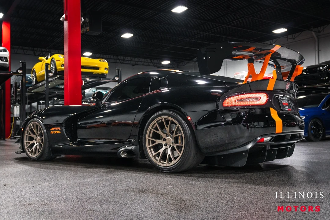 2016 Dodge Viper 5th Gen - Image 3 of 31