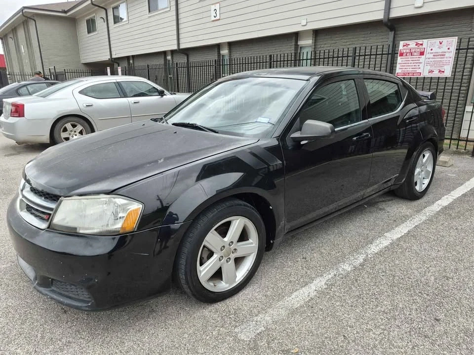 2016 Dodge Avenger Sedan - Image 3 of 13