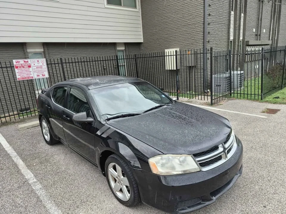 2016 Dodge Avenger Sedan - Image 12 of 13