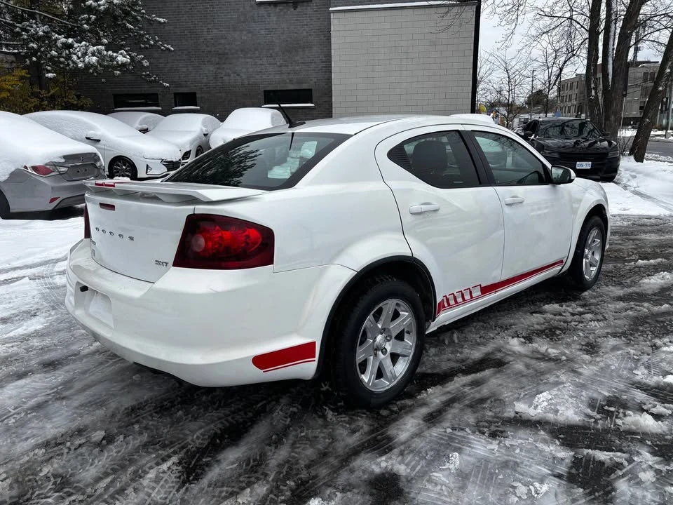 2016 Dodge Avenger Sedan - Image 4 of 17