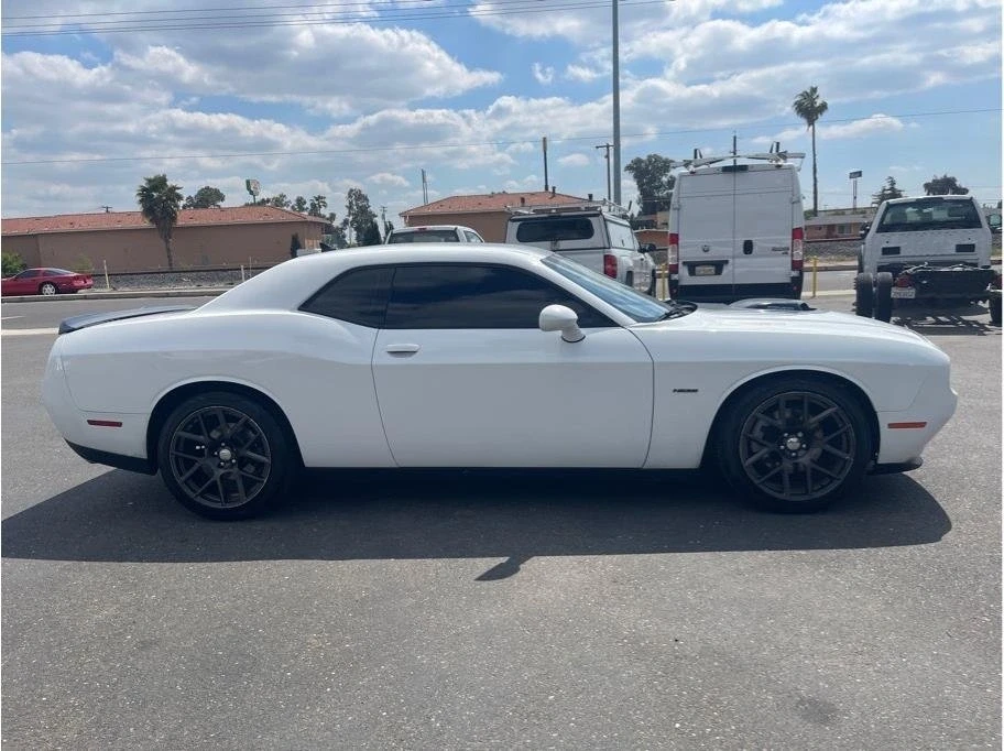 2016 Dodge Challenger 3rd Gen - Image 4 of 20