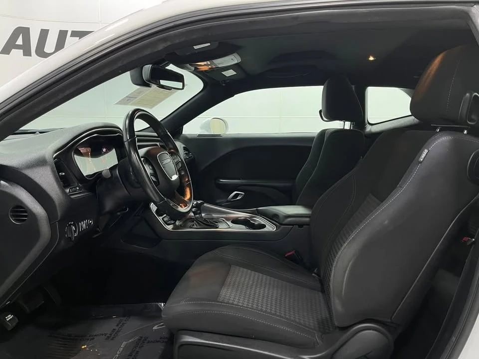 2016 Dodge Challenger 3rd Gen - Image 11 of 19