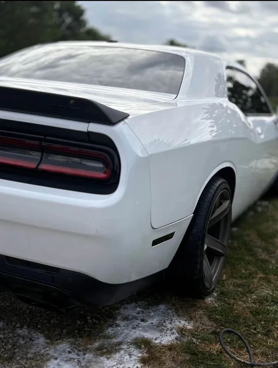 2016 Dodge Challenger 3rd Gen - Image 14 of 16