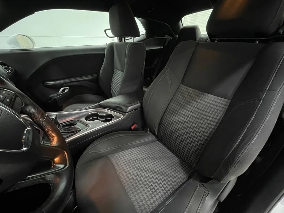 2016 Dodge Challenger 3rd Gen - Image 12 of 19