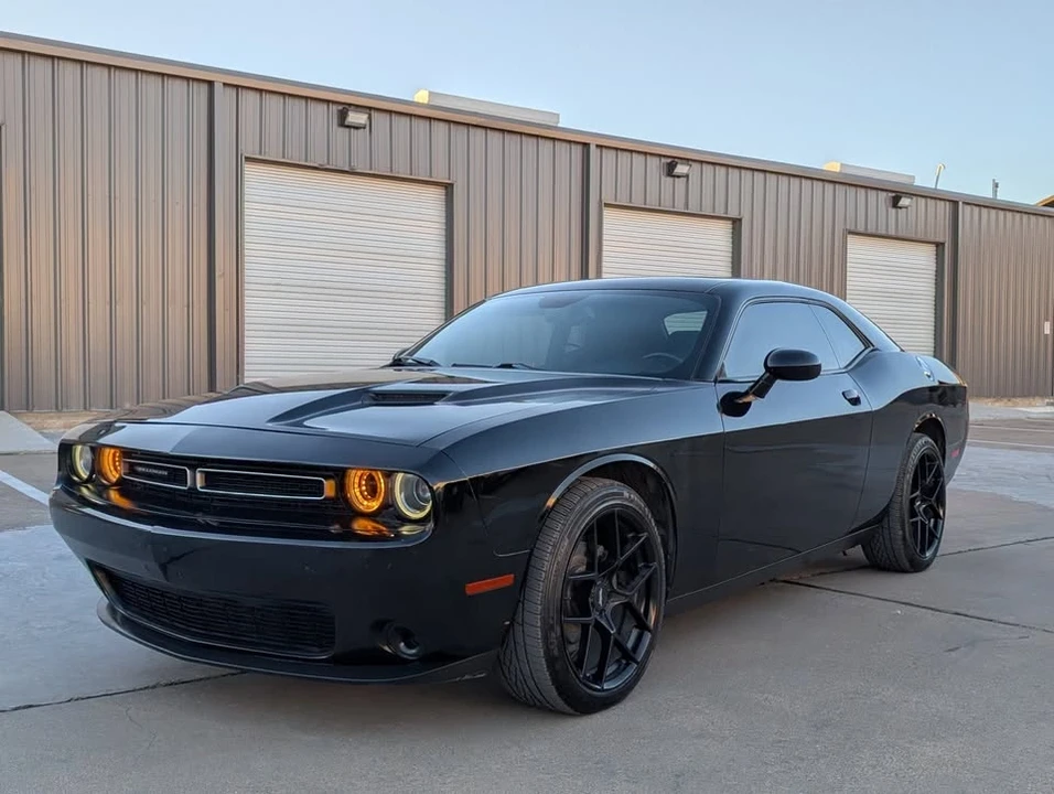 2016 Dodge Challenger 3rd Gen - Image 2 of 18