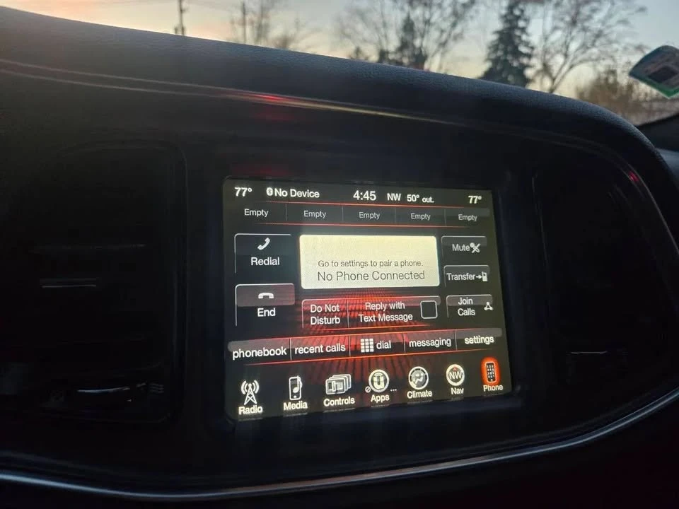 2016 Dodge Challenger 3rd Gen - Image 13 of 16