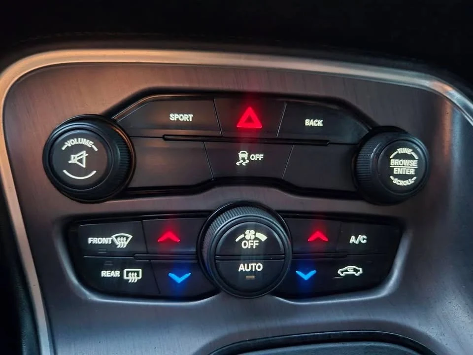 2016 Dodge Challenger 3rd Gen - Image 15 of 16