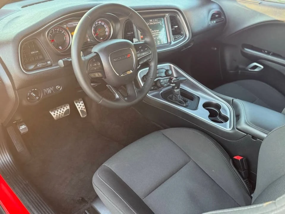 2016 Dodge Challenger 3rd Gen - Image 10 of 20