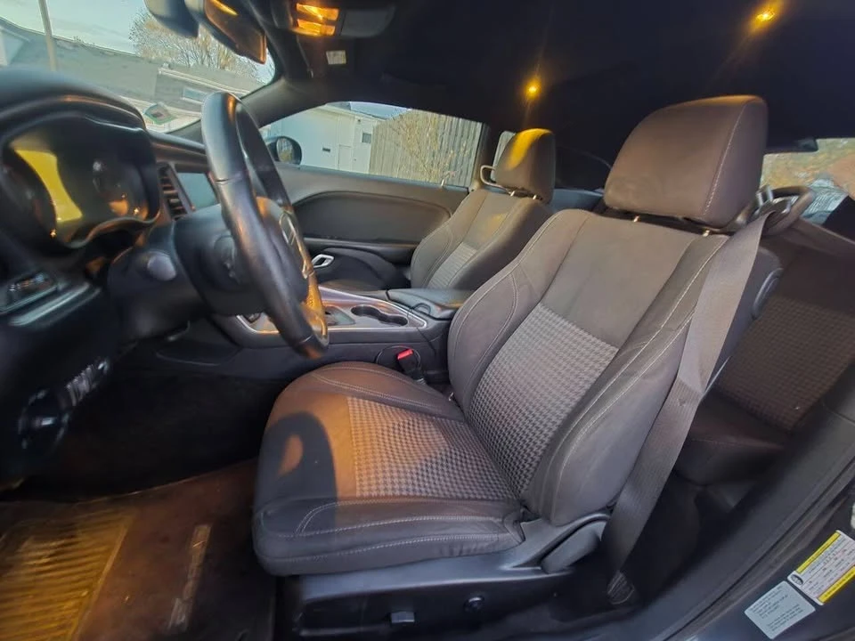 2016 Dodge Challenger 3rd Gen - Image 9 of 16