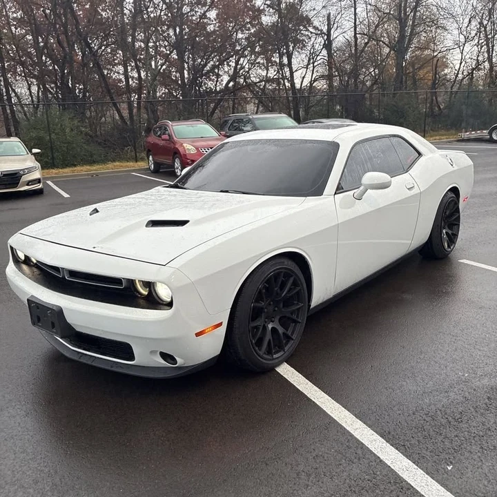 2016 Dodge Challenger 3rd Gen - Image 2 of 15