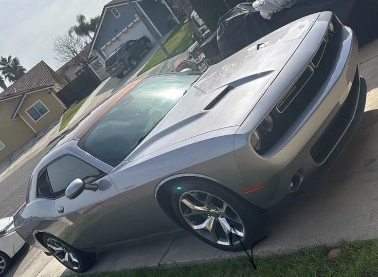 2016 Dodge Challenger 3rd Gen - Image 2 of 3