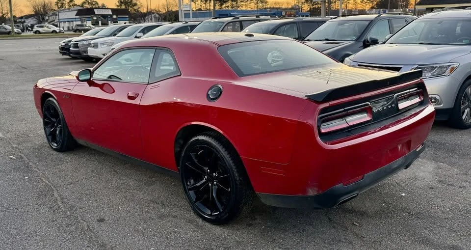2016 Dodge Challenger 3rd Gen - Image 5 of 20
