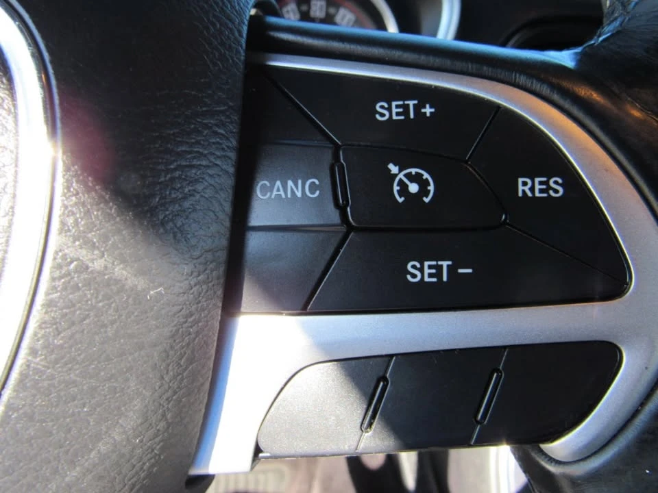 2016 Dodge Challenger 3rd Gen - Image 17 of 18