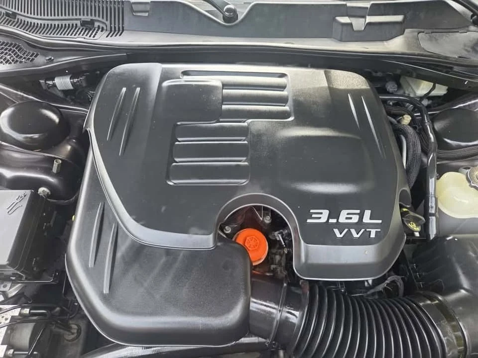 2016 Dodge Challenger 3rd Gen - Image 10 of 19