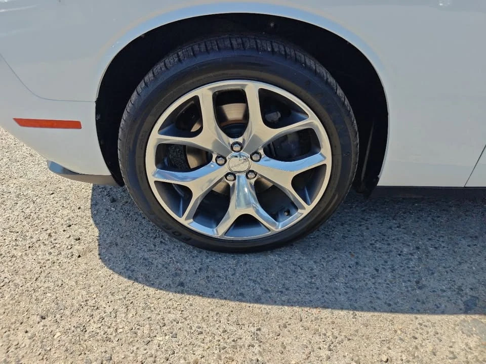 2016 Dodge Challenger 3rd Gen - Image 18 of 19