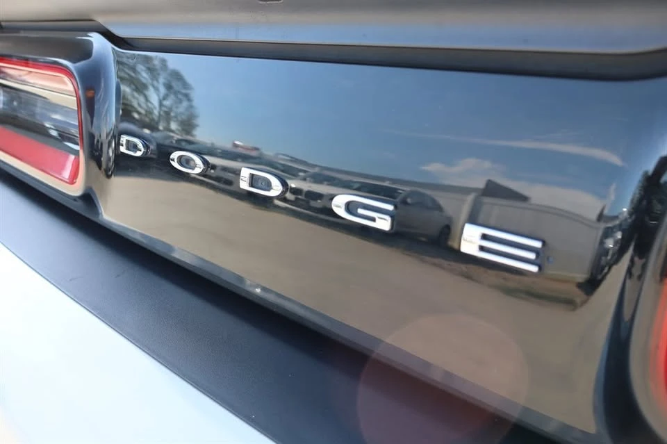 2016 Dodge Challenger 3rd Gen - Image 11 of 20