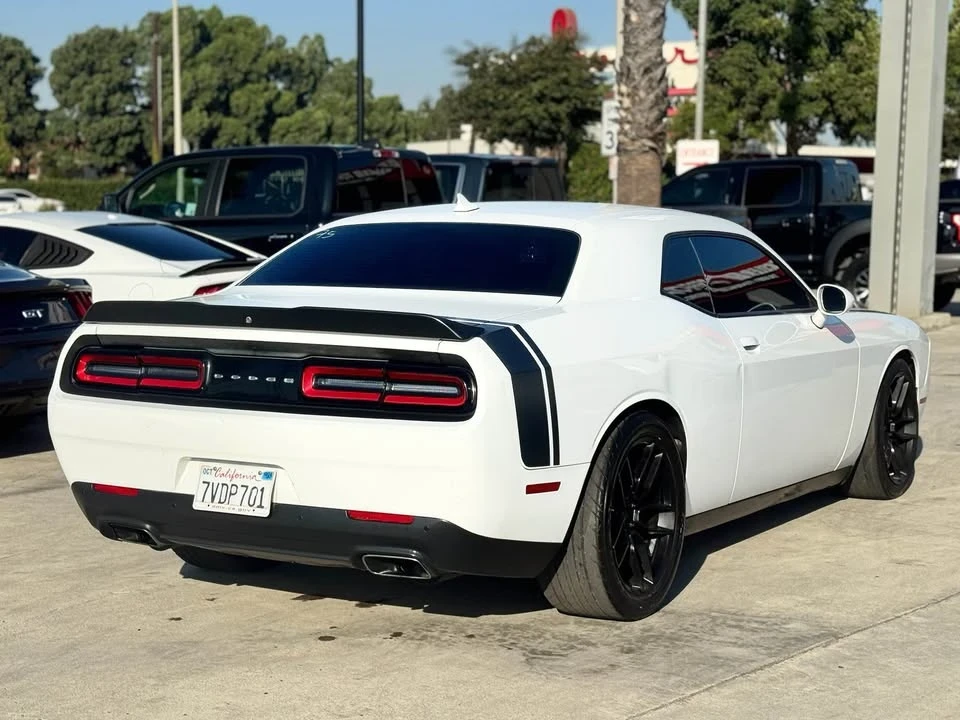 2016 Dodge Challenger SRT8 & 392 3rd Gen - Image 6 of 19