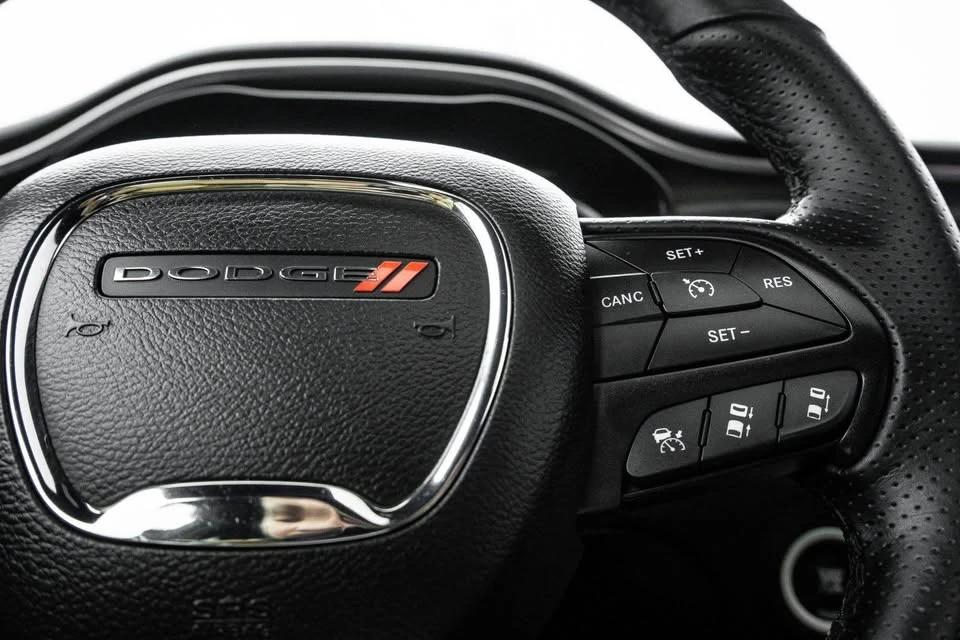 2016 Dodge Challenger SRT8 & 392 3rd Gen - Image 11 of 19
