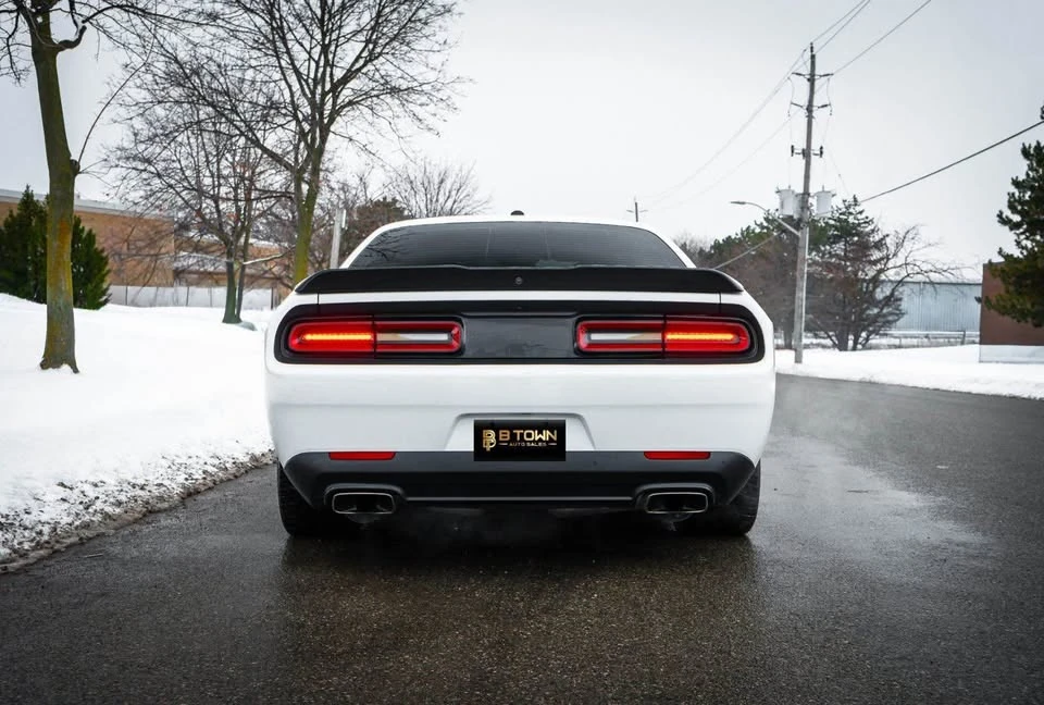 2016 Dodge Challenger SRT8 & 392 3rd Gen - Image 9 of 19