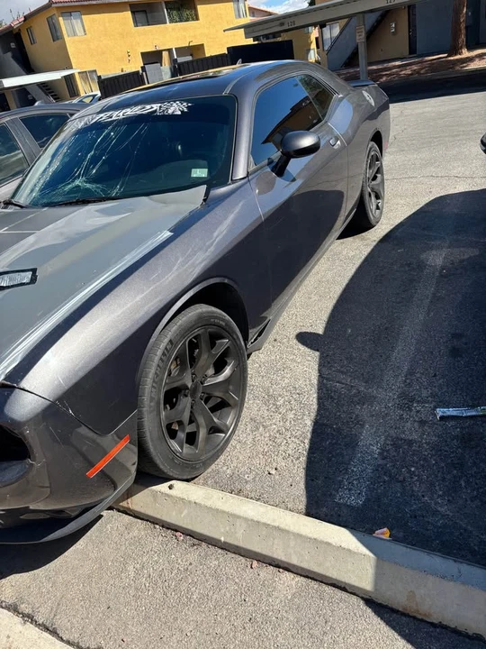 2016 Dodge Challenger 3rd Gen - Image 5 of 12