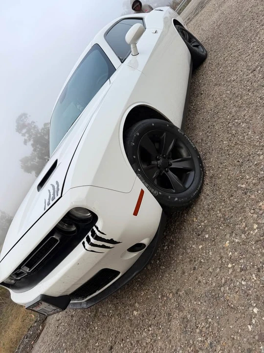 2016 Dodge Challenger 3rd Gen - Image 4 of 6
