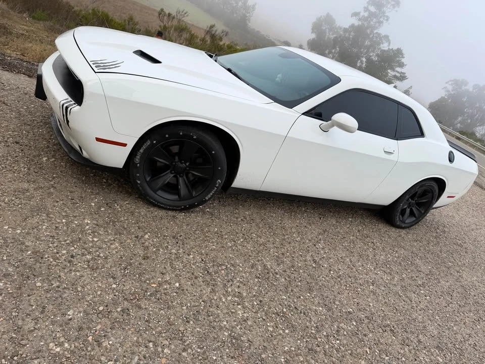 2016 Dodge Challenger 3rd Gen - Image 2 of 6
