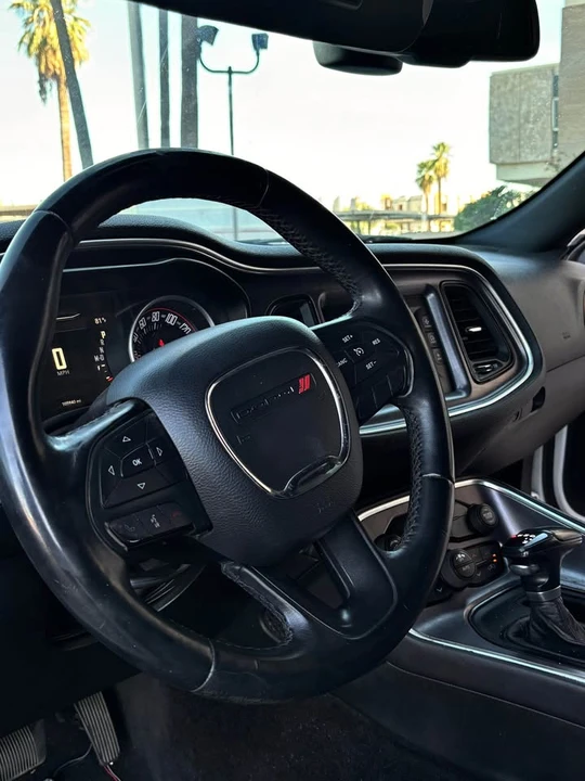 2016 Dodge Challenger 3rd Gen - Image 5 of 8