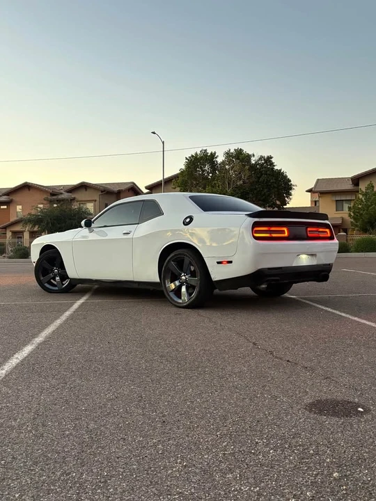 2016 Dodge Challenger 3rd Gen - Image 4 of 8