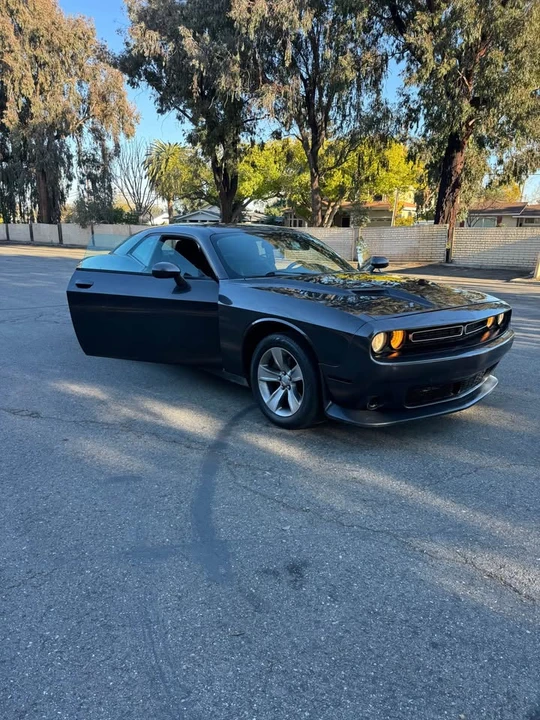 2016 Dodge Challenger 3rd Gen - Image 2 of 17