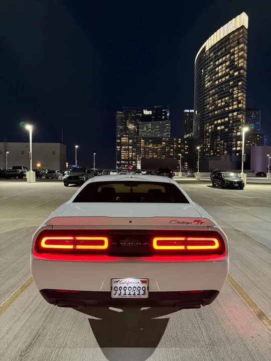 2016 Dodge Challenger 3rd Gen - Image 9 of 11