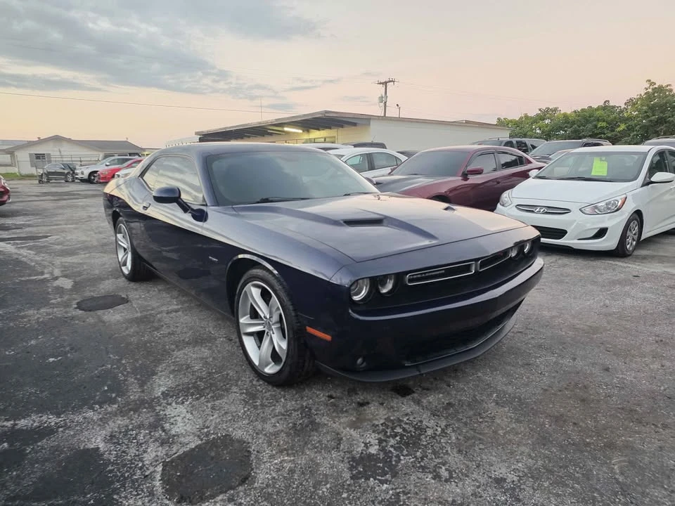 2016 Dodge Challenger 3rd Gen - Image 2 of 8