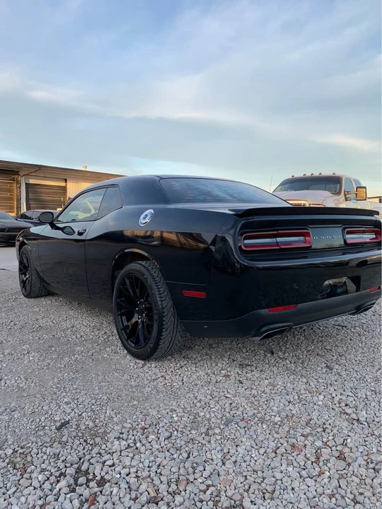 2016 Dodge Challenger 3rd Gen - Image 5 of 14