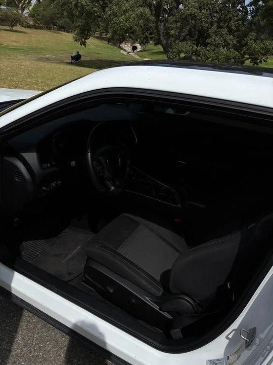 2016 Dodge Challenger 3rd Gen - Image 11 of 14