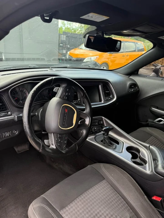 2016 Dodge Challenger 3rd Gen - Image 5 of 6