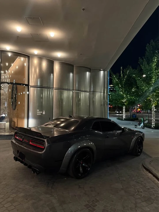 2016 Dodge Challenger 3rd Gen - Image 10 of 17