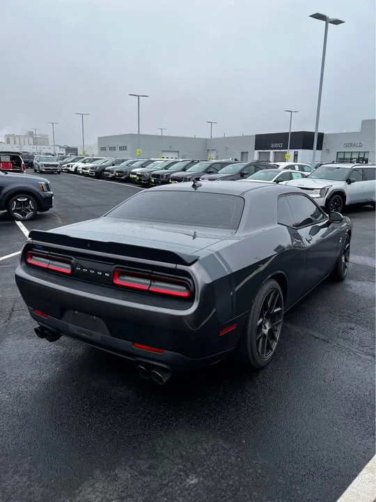 2016 Dodge Challenger SRT8 & 392 3rd Gen - Image 5 of 15