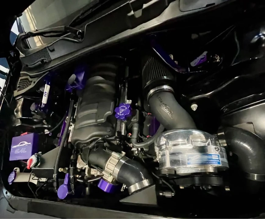 2016 Dodge Challenger SRT8 & 392 3rd Gen - Image 9 of 14