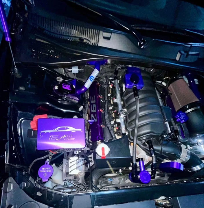 2016 Dodge Challenger SRT8 & 392 3rd Gen - Image 10 of 14