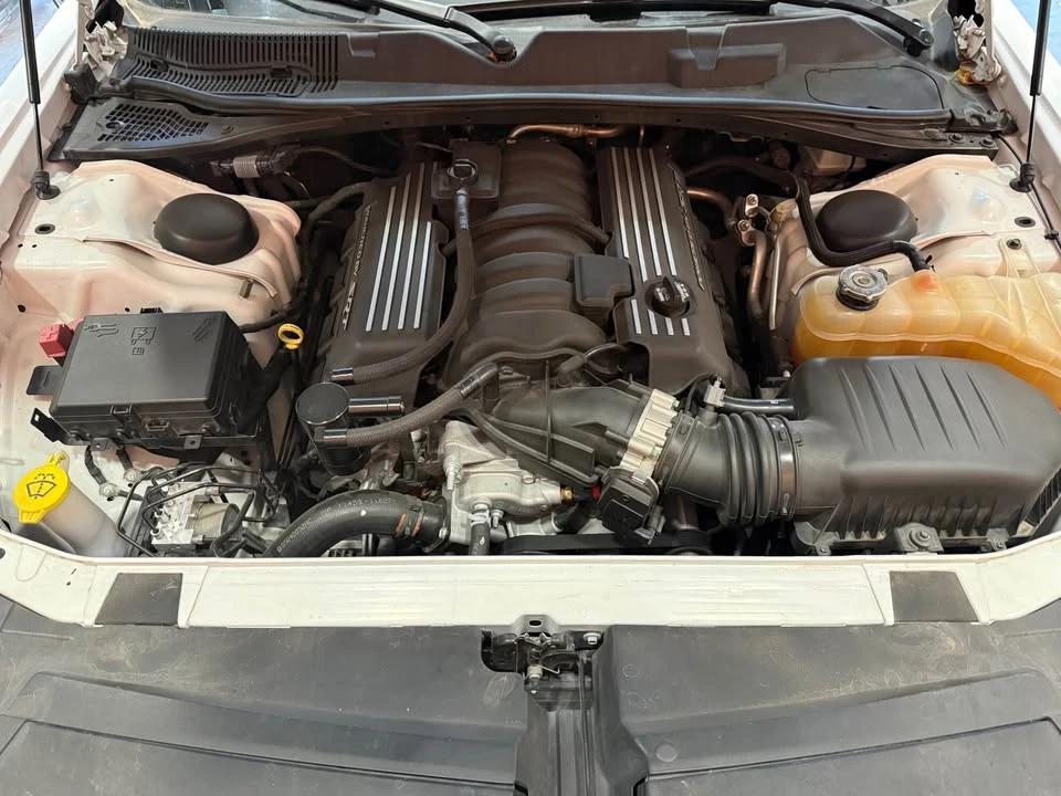 2016 Dodge Challenger SRT8 & 392 3rd Gen - Image 9 of 9