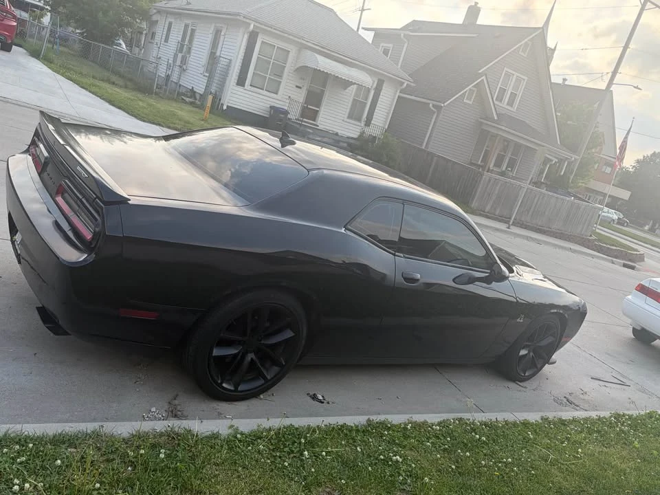 2016 Dodge Challenger SRT8 & 392 3rd Gen - Image 4 of 8