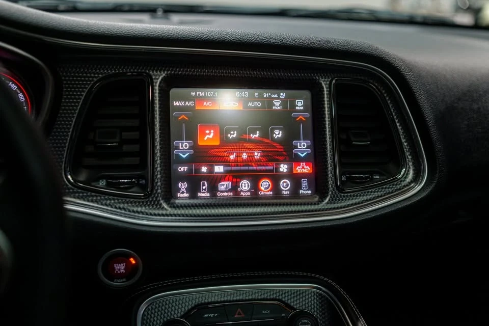 2016 Dodge Challenger SRT Hellcat 3rd Gen - Image 16 of 20