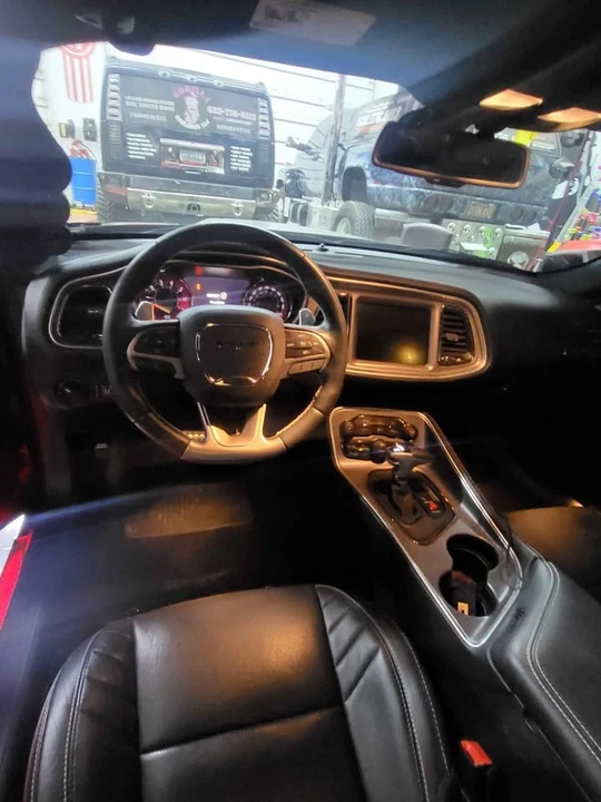 2016 Dodge Challenger SRT Hellcat 3rd Gen - Image 8 of 16
