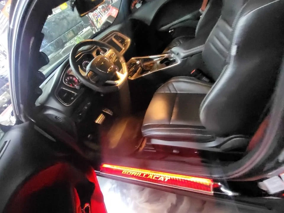 2016 Dodge Challenger SRT Hellcat 3rd Gen - Image 5 of 16