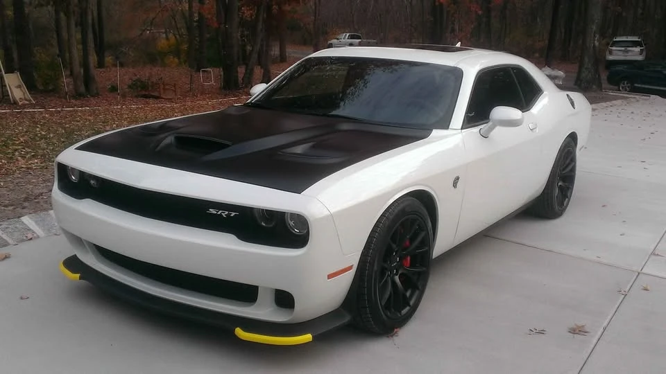 2016 Dodge Challenger SRT Hellcat 3rd Gen - Image 5 of 9