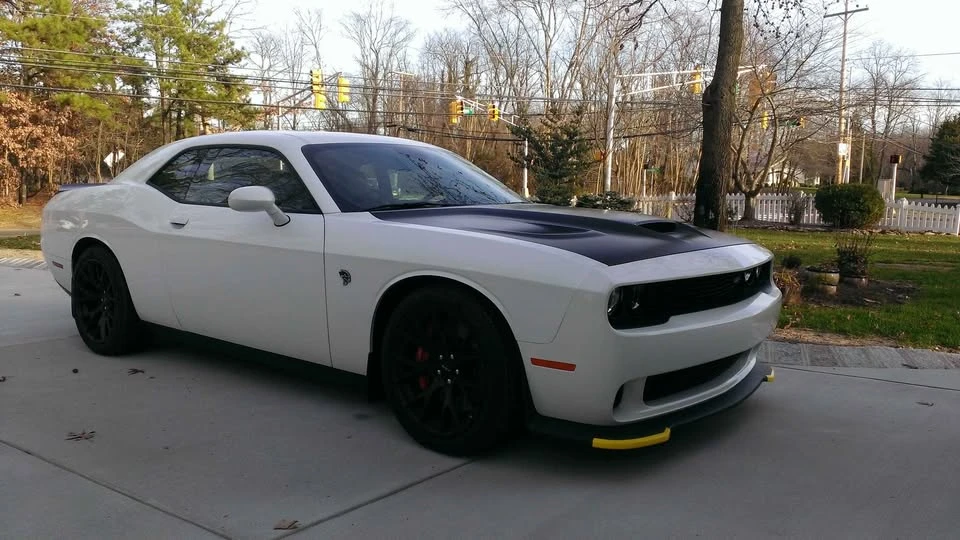 2016 Dodge Challenger SRT Hellcat 3rd Gen - Image 4 of 9