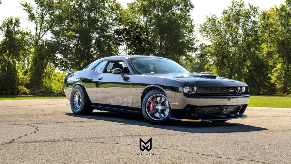 2016 Dodge Challenger SRT Hellcat 3rd Gen - Image 5 of 10