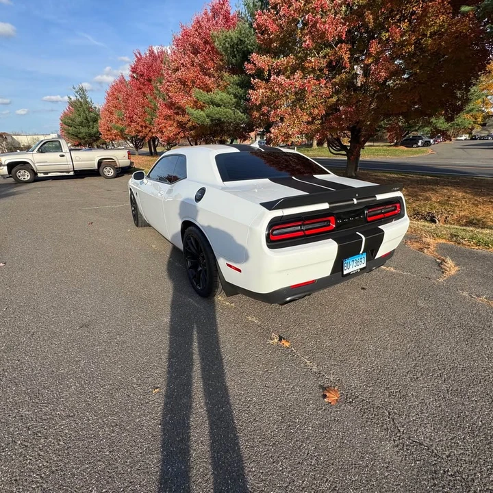 2016 Dodge Challenger SRT Hellcat 3rd Gen - Image 4 of 18
