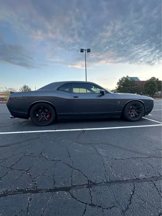 2016 Dodge Challenger SRT Hellcat 3rd Gen - Image 8 of 14