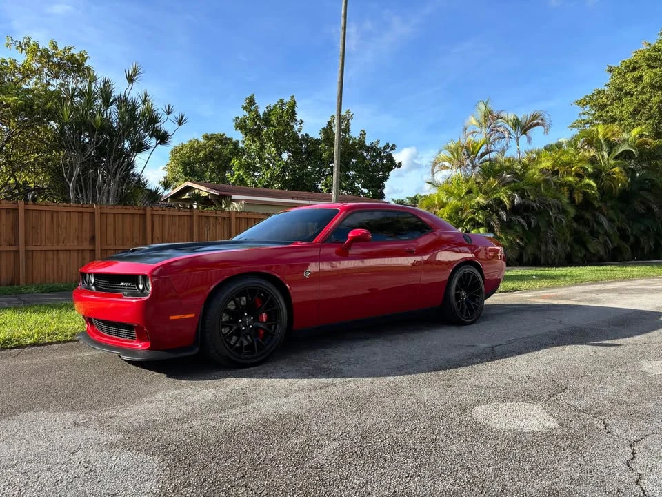 2016 Dodge Challenger SRT Hellcat 3rd Gen - Image 4 of 8